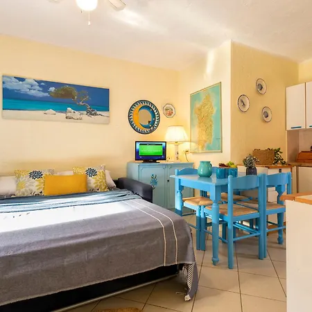 B4 - G3 By Interhome Lejlighed Golfo Aranci