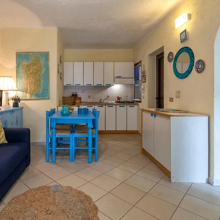 B4 - G3 By Interhome Lejlighed Golfo Aranci